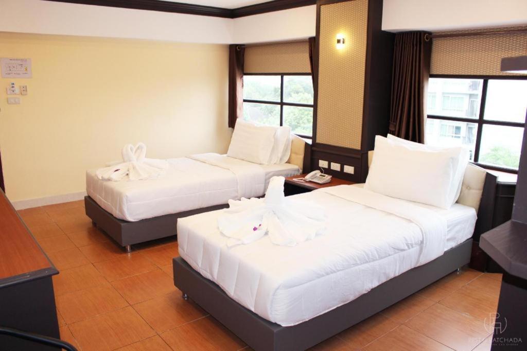 Rest@Ratchada Hotel Bangkok Dış mekan fotoğraf